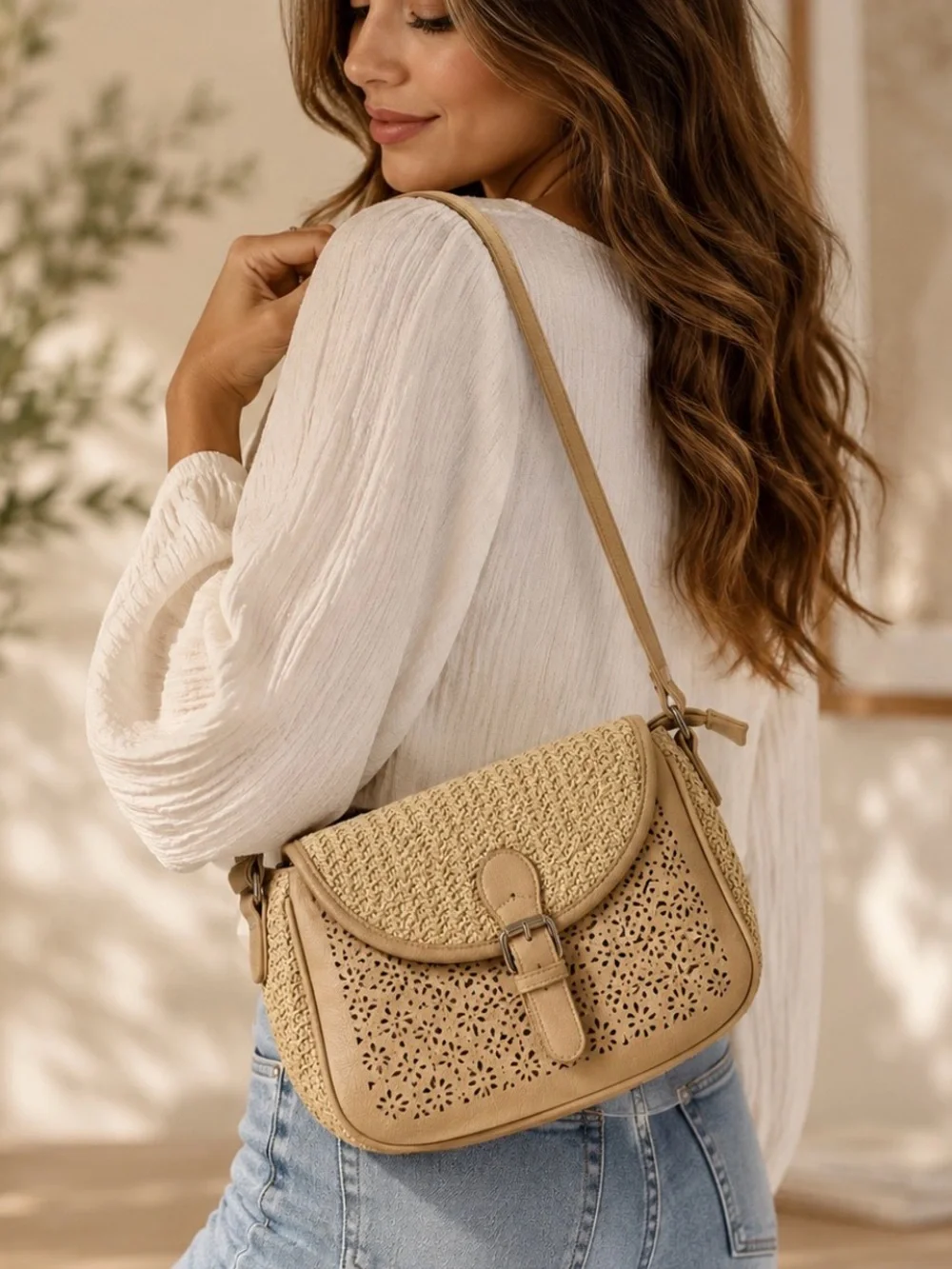 🤍 Jen & Co. Beige Woven Crossbody Bag